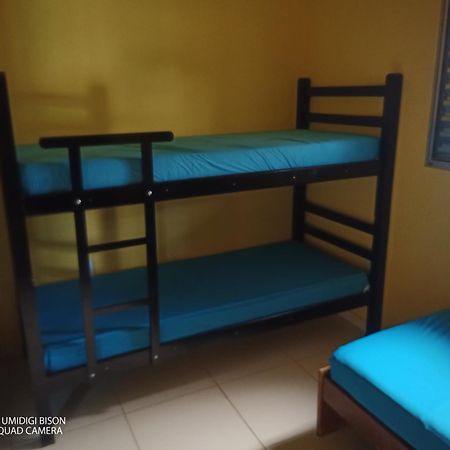 Casa Com Piscina , Churrasqueira, Wi-Fi, Em Rua De Areia A 1Km Da Praia, Bairro Sussegado, Proibido Uso De Som Extremamente Alto Ideal Para Descansar Itanhaem Luaran gambar